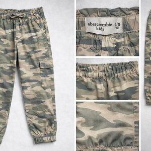 Abercrombie Kids Girls Camo Jogger Pants Cargo Size 7/8 EUC